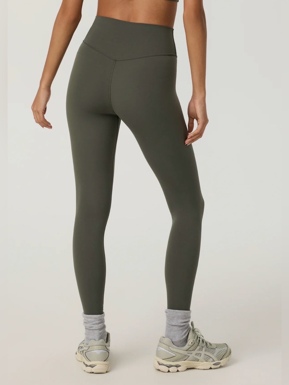 NWT Vuori All the Form leggings - Picture 3 of 8